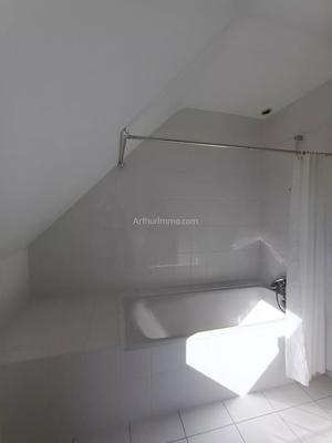 Maison - 204 m² - 6 pièces