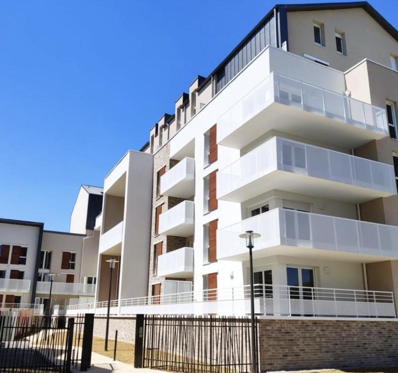 Studio - 30 m² - 1 pièce