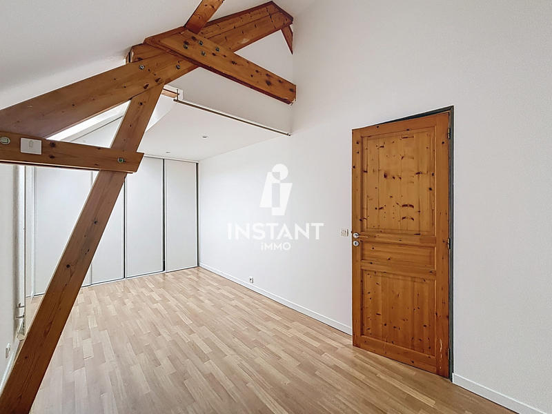 Maison - 137 m² - 6 pièces