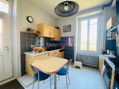 Maison de maîtres - 110 m² - 7 pièces