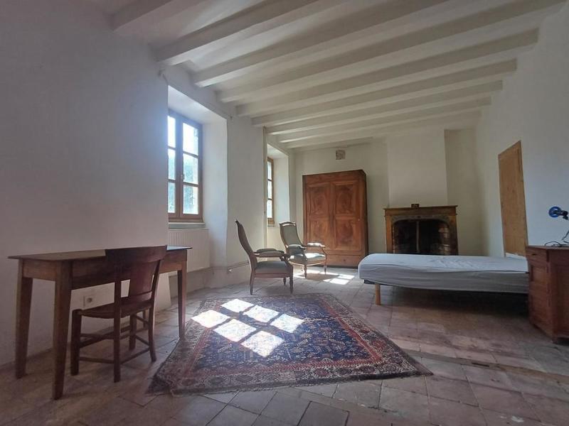 Propriété - 374 m² - 9 pièces