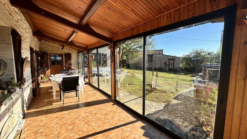 Maison - 205 m² - 5 pièces