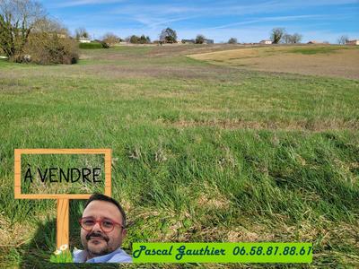 Terrain constructible - 6 640 m²