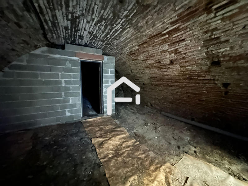 Entrepôt - 80 m² - 1 pièce