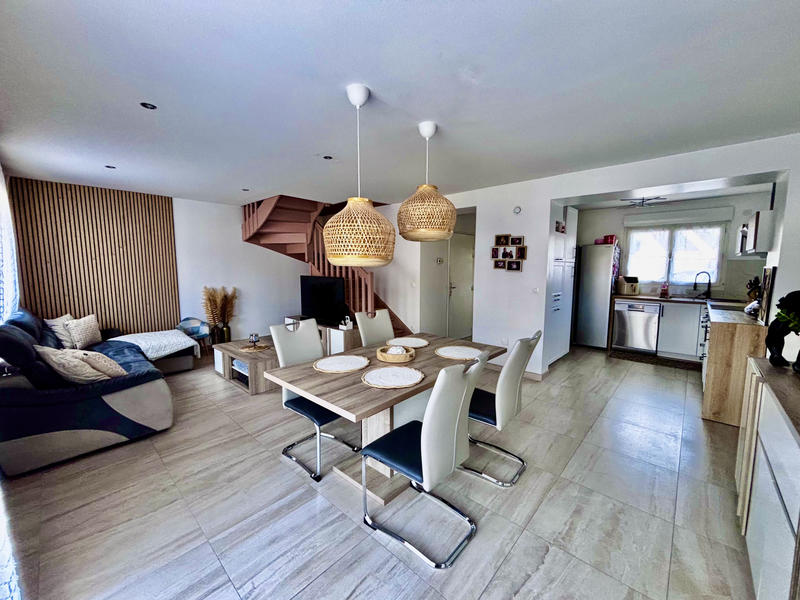 Maison - 87 m² - 4 pièces