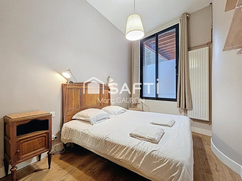 Appartement - 160 m² - 7 pièces