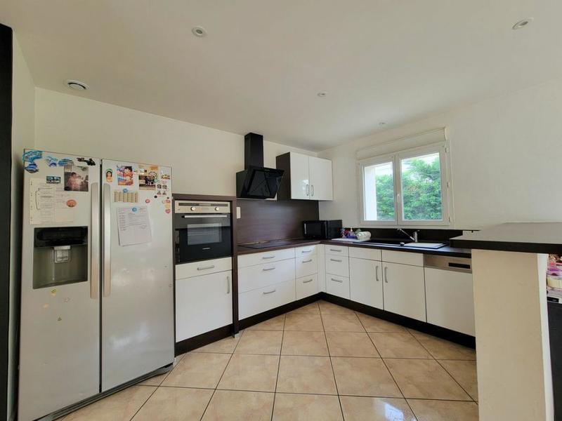 Maison - 92 m² - 4 pièces