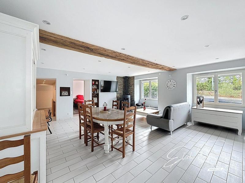 Maison - 105 m² - 5 pièces