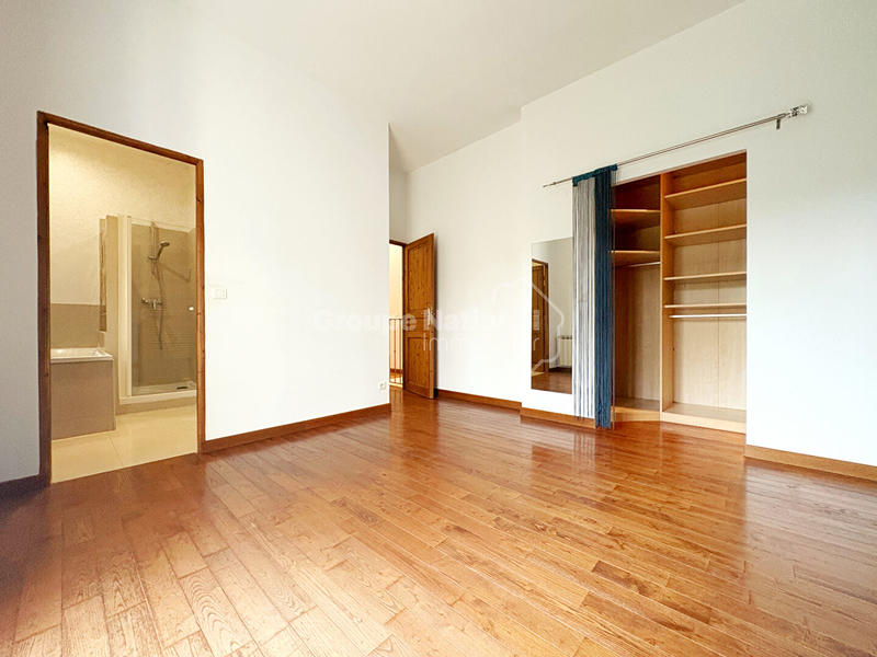 Maison - 137 m² - 4 pièces