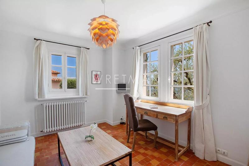 Maison de ville - 200 m² - 7 pièces