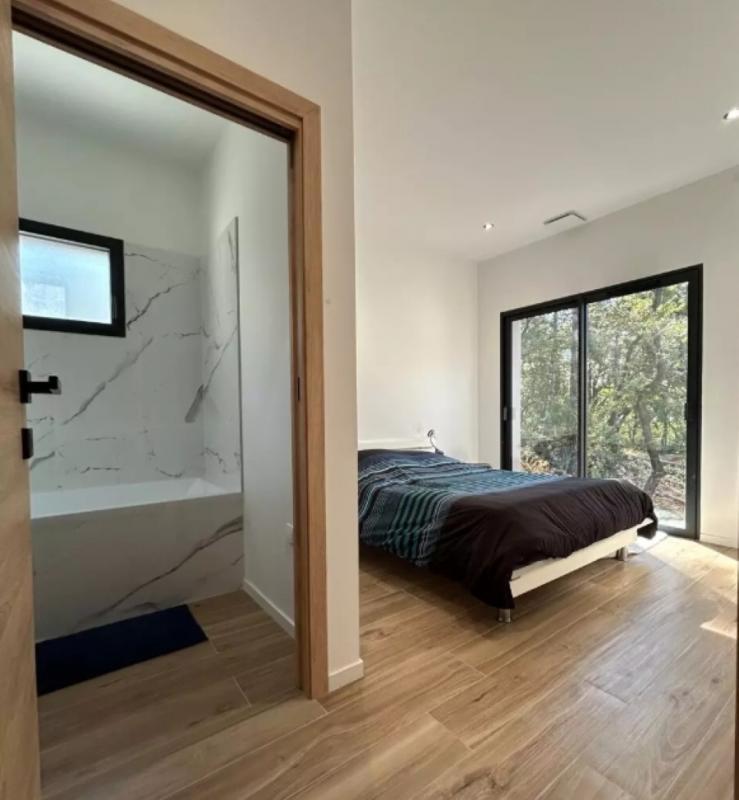 Maison - 190 m² - 6 pièces