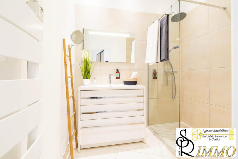 Appartement - 138 m² - 3 pièces