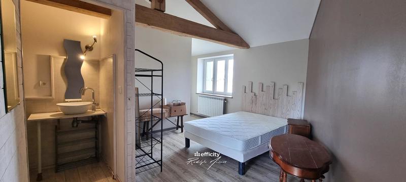 Maison - 245 m² - 11 pièces