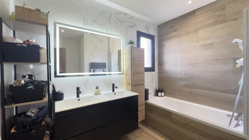 Villa - 116 m² - 4 pièces