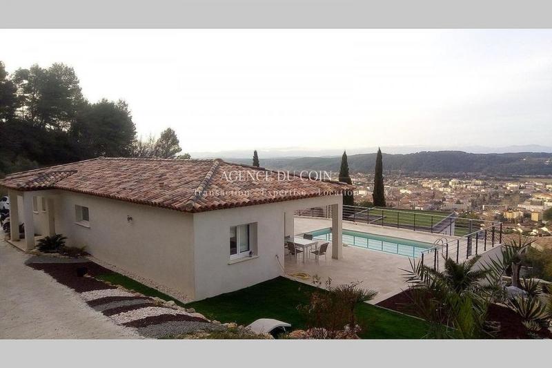 Villa - 300 m² - 12 pièces