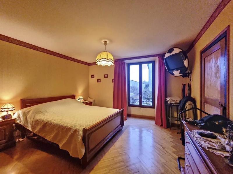 Maison - 186 m² - 6 pièces