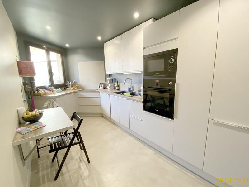 Appartement - 103 m² - 5 pièces