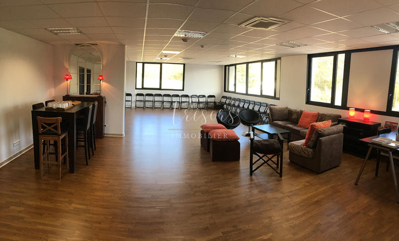 Local commercial - 165 m² - 3 pièces