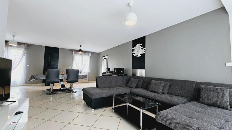 Maison - 152 m² - 5 pièces