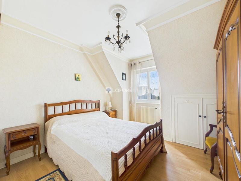 Maison - 138 m² - 6 pièces