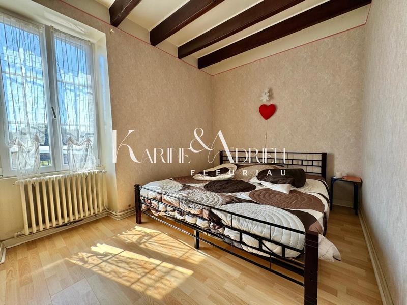 Maison - 177 m² - 7 pièces