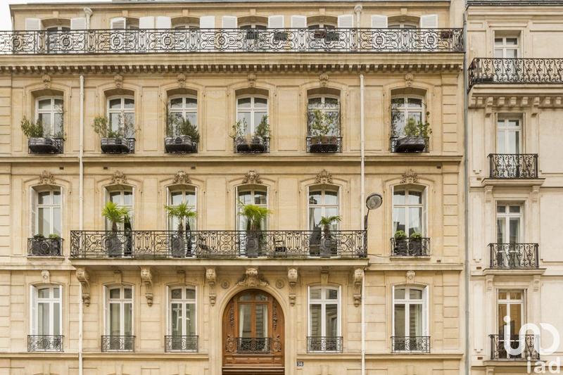 Local commercial - 99 m² - 4 pièces