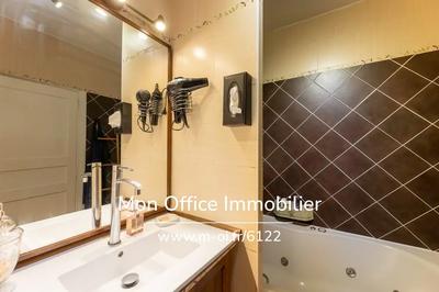 Appartement - 94 m² - 5 pièces