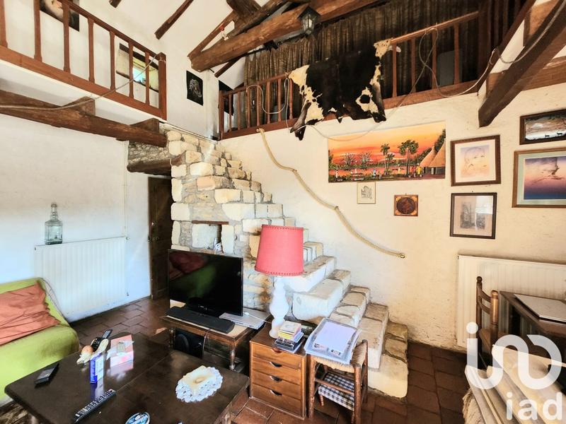 Maison - 200 m² - 5 pièces