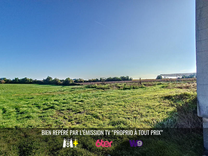 Château - 2 216 m² - 4 pièces