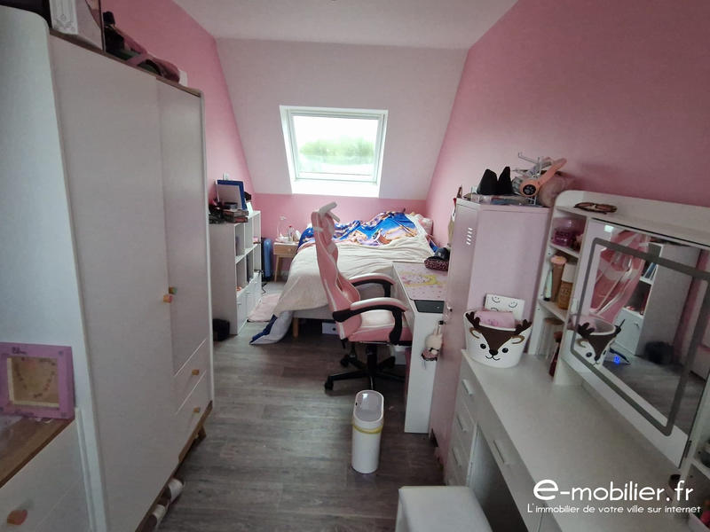 Maison - 90 m² - 4 pièces