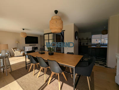 Maison - 145 m² - 7 pièces