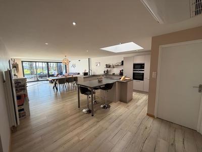 Maison - 115 m² - 4 pièces