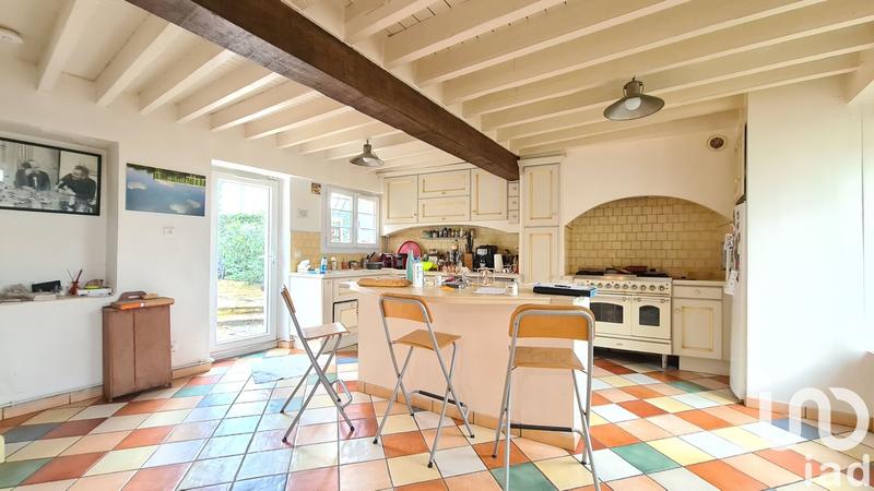 Maison - 250 m² - 10 pièces