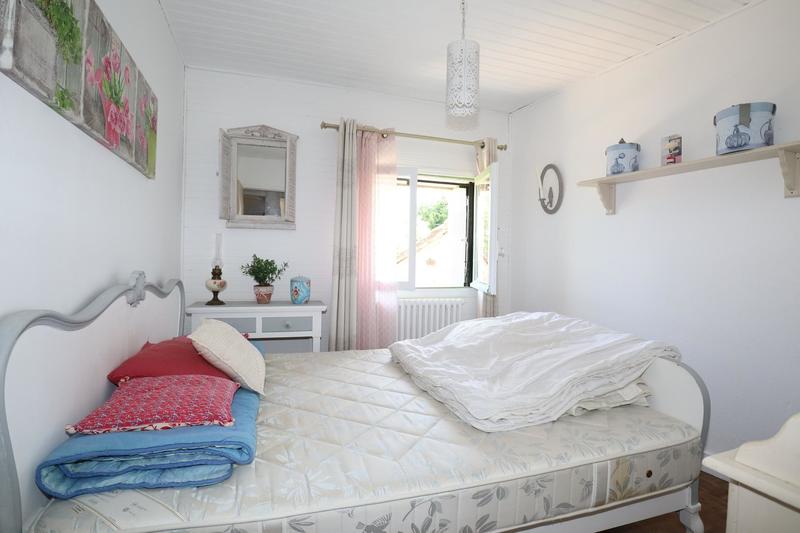 Maison - 218 m² - 8 pièces