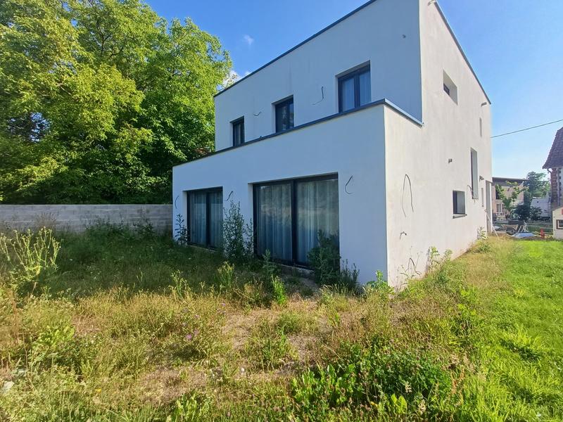 Maison - 153 m² - 5 pièces