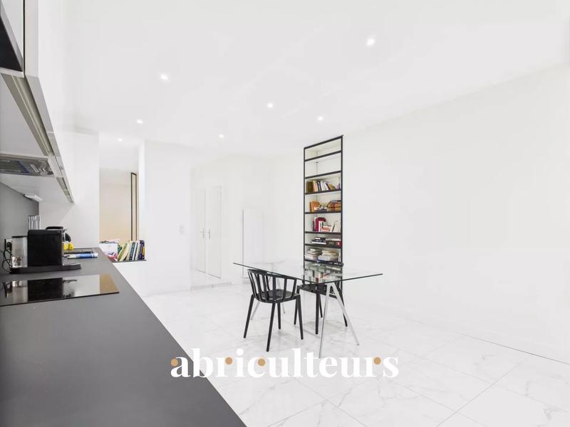 Appartement - 106 m² - 4 pièces