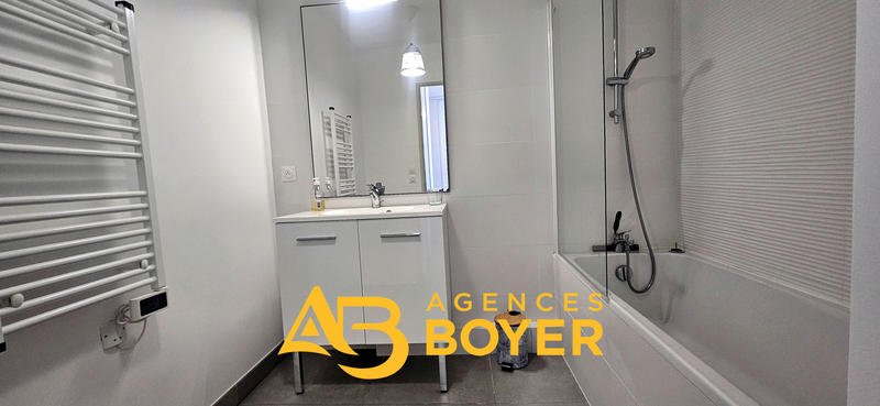 Appartement - 86 m² - 3 pièces