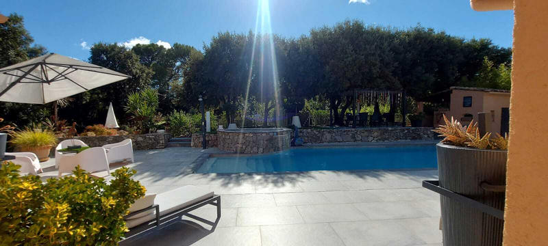 Villa - 161 m² - 5 pièces
