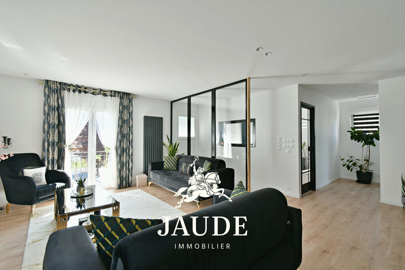 Maison - 135 m² - 6 pièces