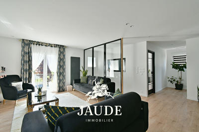 Maison - 135 m² - 6 pièces