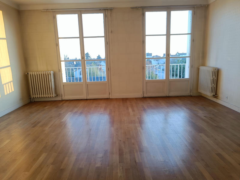 Appartement - 94 m² - 5 pièces