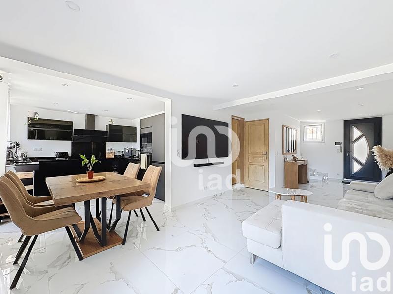 Maison - 125 m² - 6 pièces