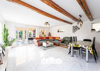 Maison ancienne - 182 m² - 7 pièces