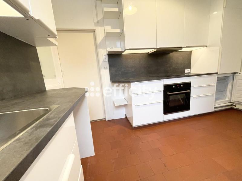 Appartement ancien - 130 m² - 5 pièces