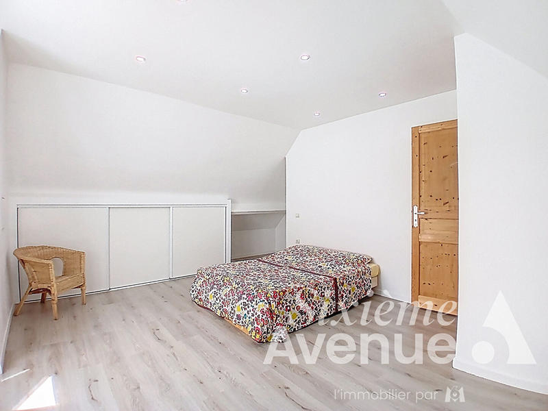 Maison - 135 m² - 5 pièces