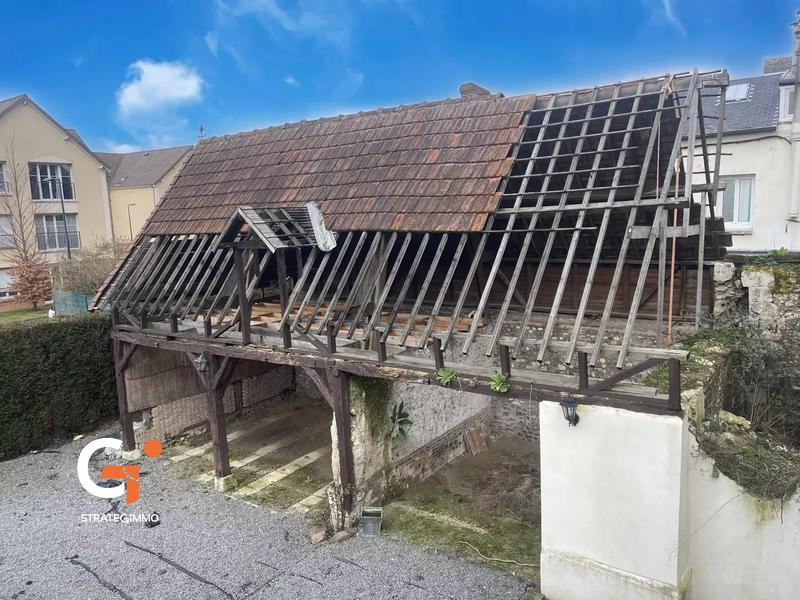 Immeuble mixte - 154 m² - 5 pièces