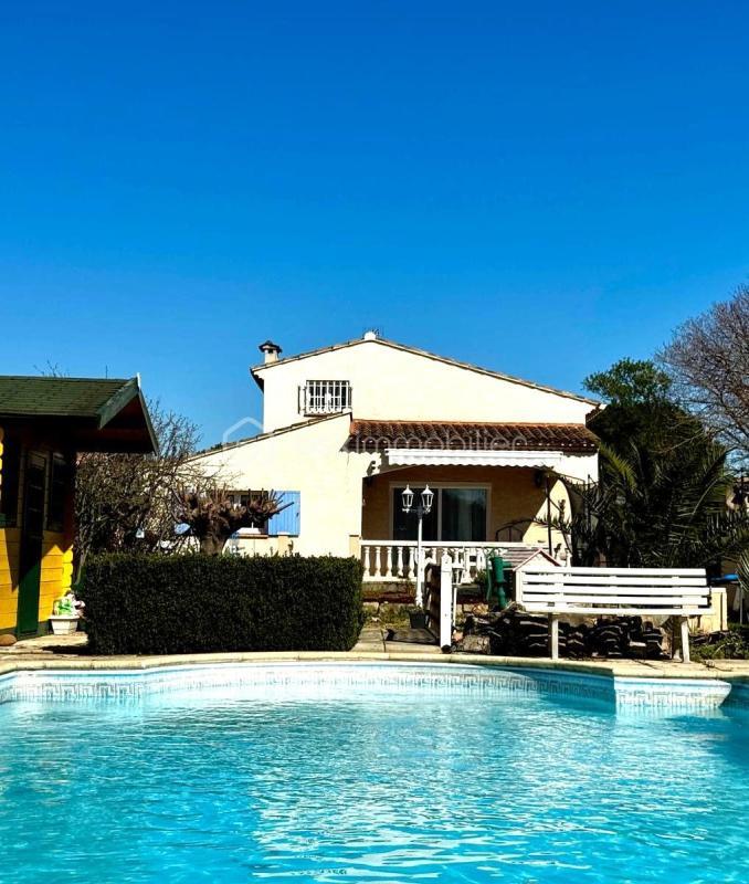 Villa - 170 m² - 6 pièces