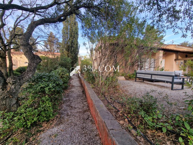 Mas - 138 m² - 6 pièces