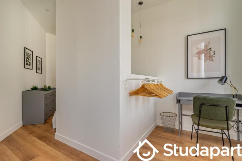 Chambre - 11 m² - 1 pièce