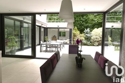 Maison de maîtres - 330 m² - 8 pièces